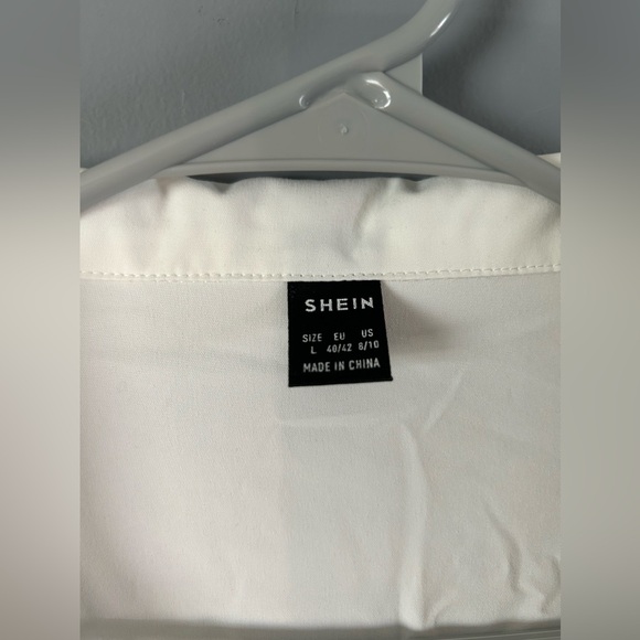 White cropped button up - Picture 2 of 5